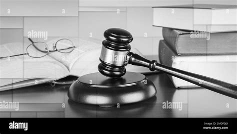 Judge gavel with law books, geometric pattern Stock Photo - Alamy