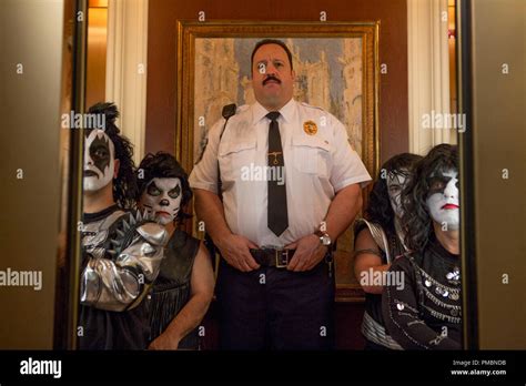 Paul blart kevin james mini kiss columbia pictures blart hi-res stock photography and images - Alamy