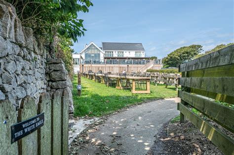 The White Eagle | Rhoscolyn, Anglesey - Flock Inns