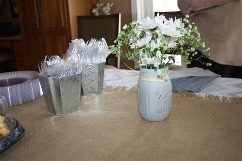 Mason Jar Flower Arrangements Baby Shower - 25 Ways to Enjoy the Color ...