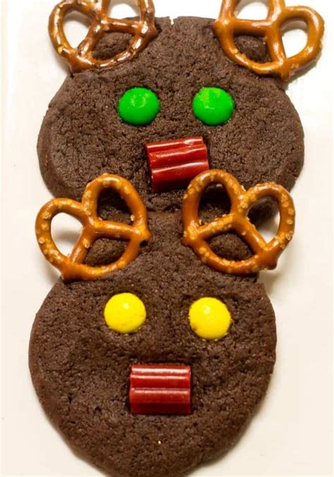 Holiday Chocolate Rudolph Cookies - Everyday Eileen