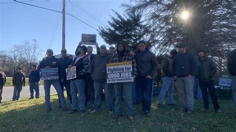 US steelworkers go on strike over unfair wages and work contract : Peoples Dispatch