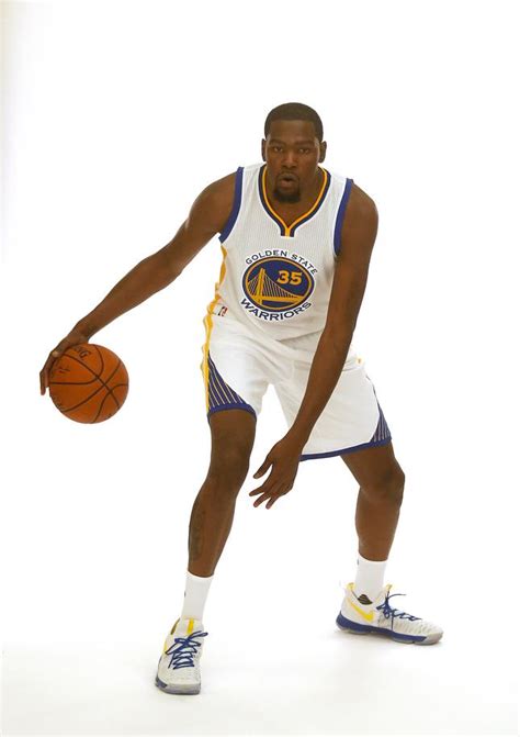 Nike reveals Kevin Durant shoes in Warriors colors – The Mercury News