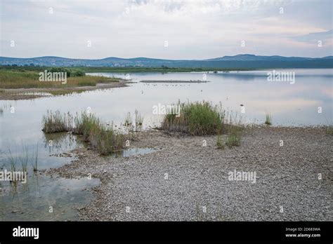 Lake Vrana (Vransko Jezero), Croatia Stock Photo - Alamy