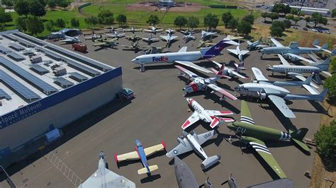 √ Aerospace Museum Of California - Alumn Photograph