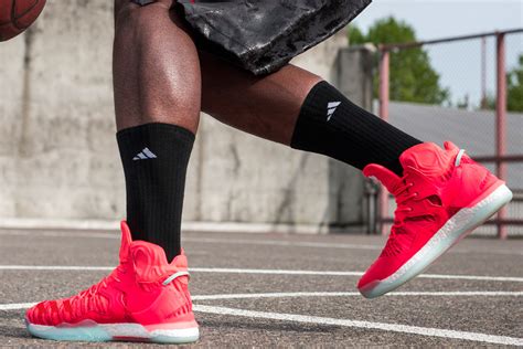 Adidas Unveils D Rose 7, Tribute To Chicago [PHOTOS] – Footwear News