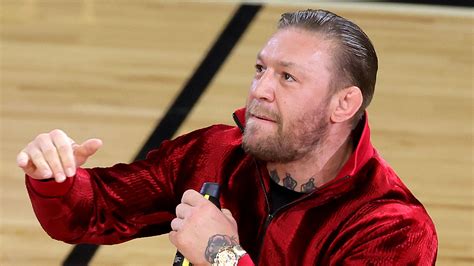 Conor McGregor leaves Heat mascot in HOSPITAL after brutal knockout as ...