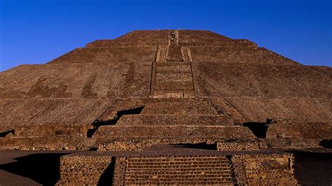 Aztec Pyramid Of The Sun