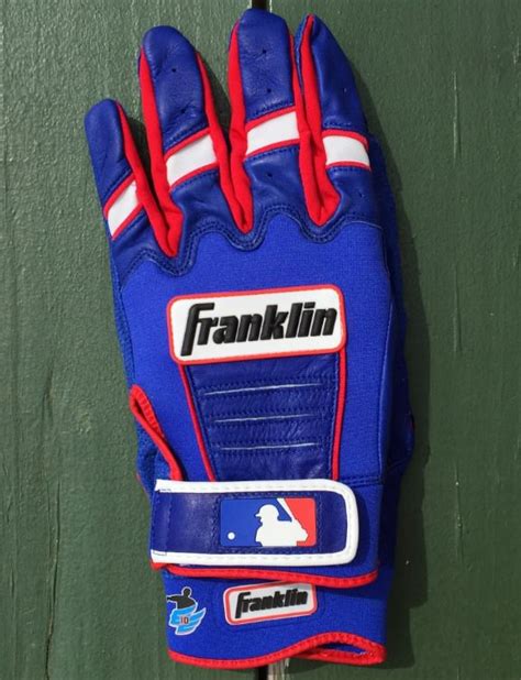 What Pros Wear: Edwin Encarnacion’s Custom “Walk-the-Parrot” Franklin ...