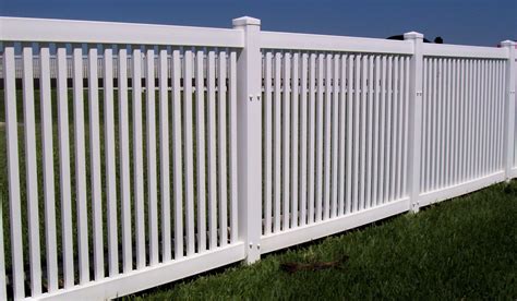 Hampton Vinyl Picket Fence by Mossy Oak Fence. | Vinyl Fence Designs | Pinterest | Vinyl picket ...