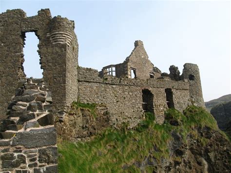 Dunluce Castle Northern Ireland: A Romantic Ruin