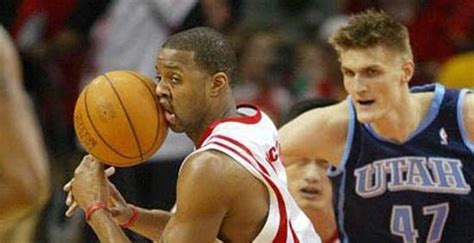 Embarrassing moments of NBA stars - China.org.cn