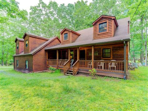 Deep Creek Lake Cabins & Vacation Rentals from $157 | HomeToGo