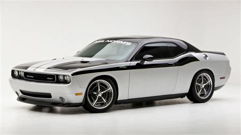 Dodge Challenger SRT White Black | Wall Box