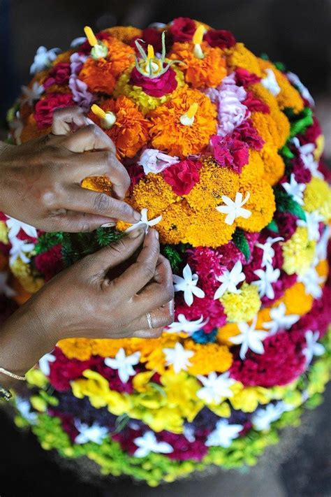 Bathukamma Flower Festival Telangana | Cute flower wallpapers, Festival rangoli, Flower festival