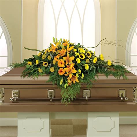 Funeral Casket Spray | Casket sprays, Casket flowers, Funeral flower arrangements