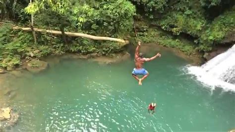 The Blue Hole in JAMAICA (Cliff jumping) - YouTube