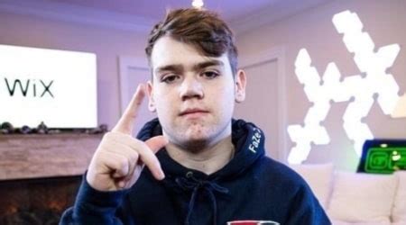 Mongraal Height, Weight, Age, Family, Facts, Education, Biography