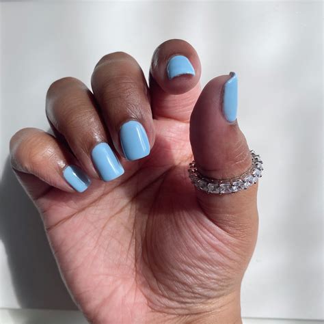 Sky blue nails on dark skin in 2020 | Sky blue nails, Dark blue nails ...