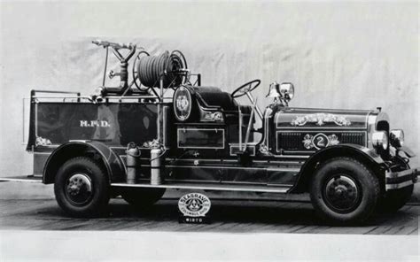 Old Honolulu Fire Department truck | Honolulu, Honolulu hi, Wagon