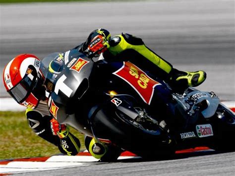 Green Aquini: Marco Simoncelli crash Sepang Motogp 2011