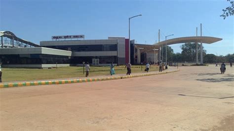 New Hubli Railway Station Outside view! WOW!! @drrahul | Indian ...