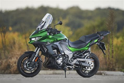 Kawasaki Versys 1000 SE - test și prezentare - formula de succes