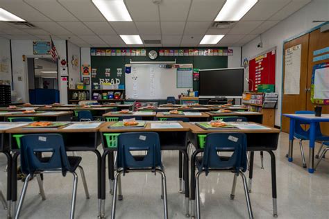 Improved Classroom & School Lighting - Classroom Lighting Ideas| TCP