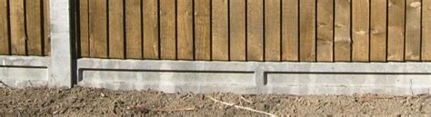 How To Build A Garden Fence With Concrete Posts - Garden Likes