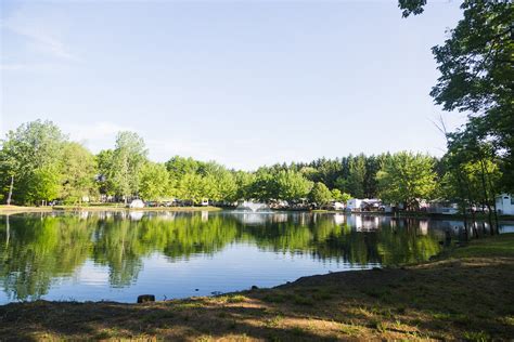 Snow Lake Kampground Fishing Pond - Michigan Outdoor Experience