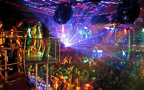 Kavos Nightlife – Messonghi Travel Center