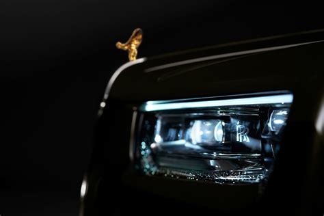 2023 Rolls-Royce Phantom Series II Looks Even More Ostentatious - CNET