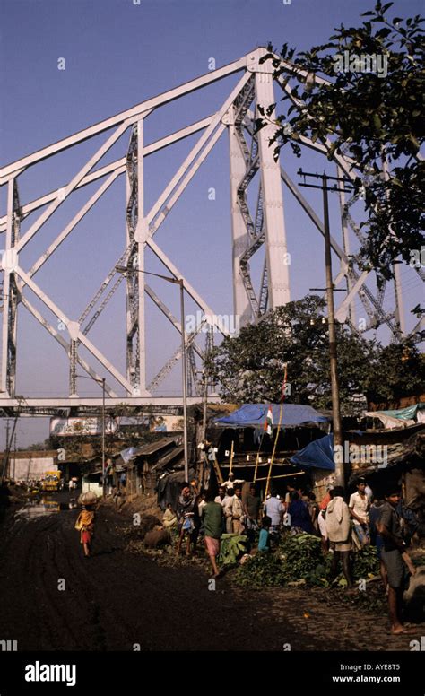 North India Local Caption Calcutta Howrah Bridge Stock Photo - Alamy