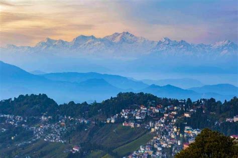 Darjeeling - Is it still the Queen of Hills | Discover the Offbeat Darjeeling