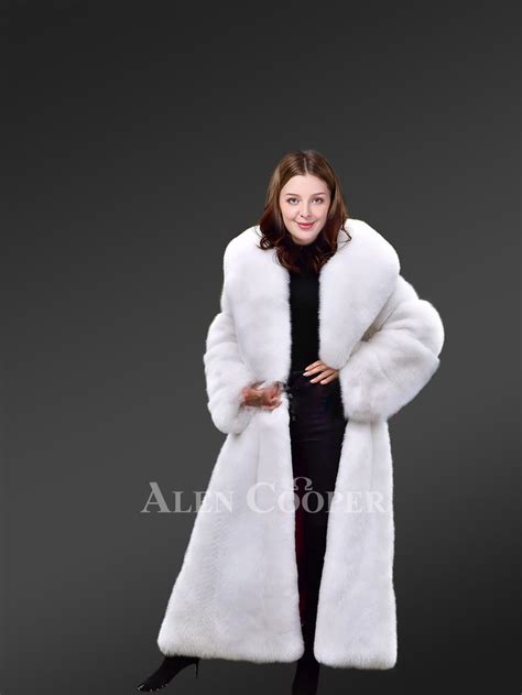 Authentic Arctic Fox Fur Coat for Women