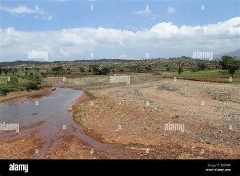 the omo river in ethiopia Stock Photo - Alamy