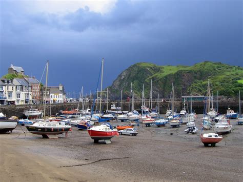 "Ilfracombe Harbour" by Ted at PicturesofEngland.com