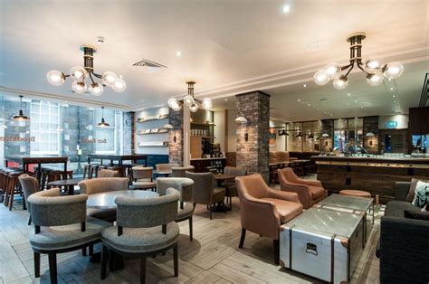 Super CHEAP 3* hotel stay in Edinburgh during COCKTAIL week