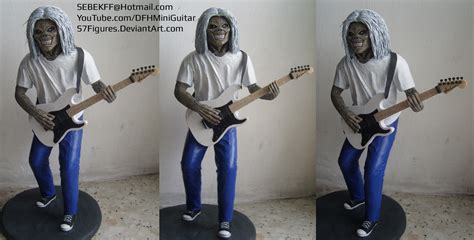 Eddie IRON MAIDEN Figure + The Making Of Video. Please Check it out ...