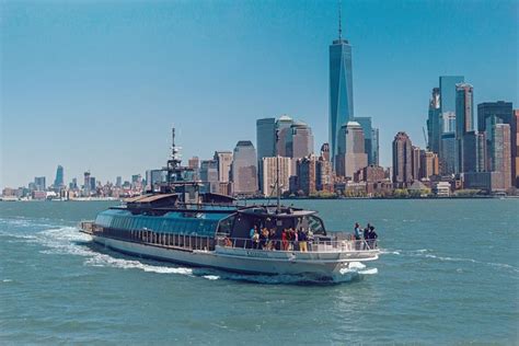 Statue of Liberty Bateaux Lunch Cruise with Luxury Sightseeing 2024 - New York City