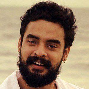 Tovino Thomas - Age, Family, Bio | Famous Birthdays