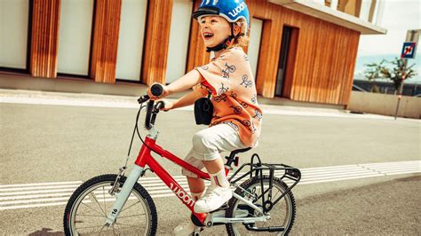 How to pick the right size children's bicycle online | woom™