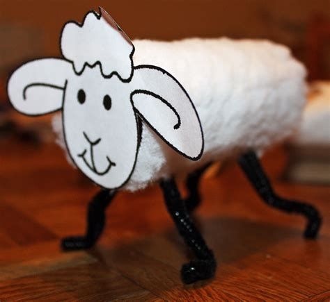 Sheep Toilet Roll Craft | Preschool Crafts for Kids