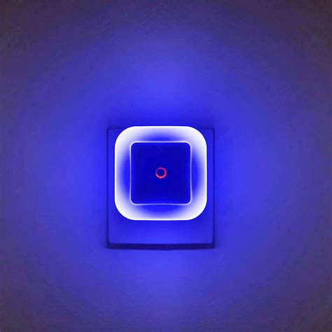 Elsent [ Pack of 4 ] Bright Blue Night Lights, Plug Into Wall Light ...