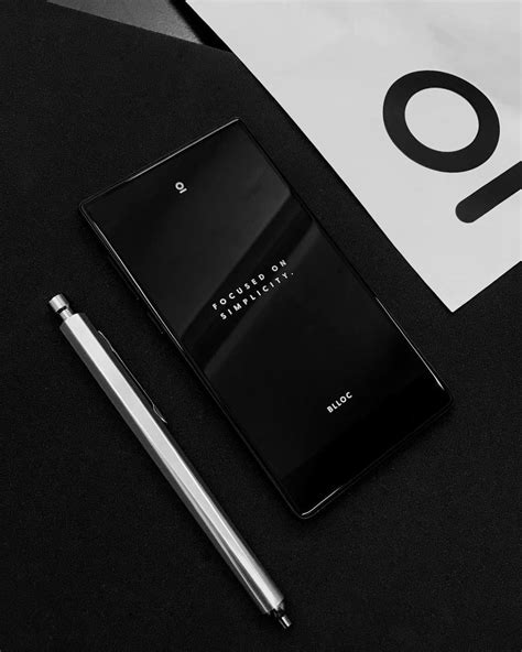 Blloc is the most minimalist full-feature smartphone ever made - Yanko Design - Adams Puladogaver