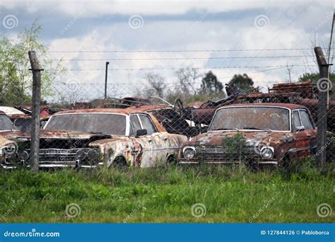 Abandoned Old Cars in Garage Stock Photo - Image of vintage, rust ...