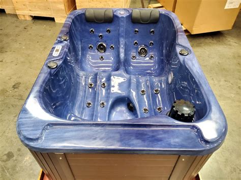 2 Person Hydrotherapy Blue Acrylic Bath Tub Hot Tub, 3KW Heater, Hard Top Cover & Brown Siding