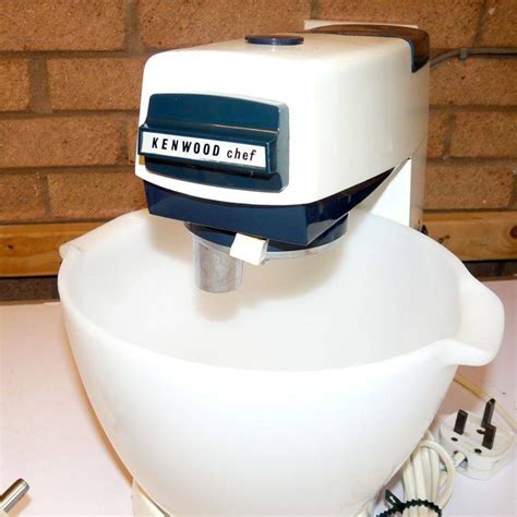 Original Kenwood Chef A701A & Attachments in WA8 Parklands für £ 45,00 ...