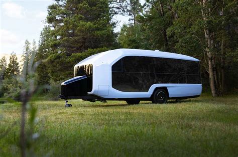 Pebble Flow Electric Camper Trailer: Self-Propelled, Remote-Controlled Parking