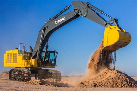 John Deere updates 670G LC excavator with improved hydraulics | Equipment World